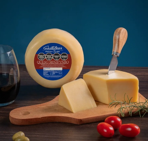 Queso Fynbo Hormita entera 800gr aprox "Castelmar"