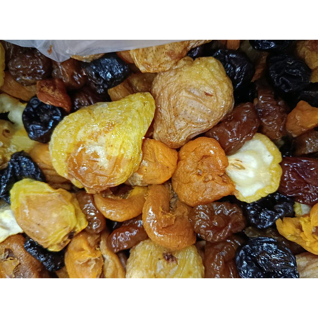 Mix de frutas deshidratadas sin carozo: ciruelas, peras, durazno y damasco fraccionada 300g "Cuyo Natural"